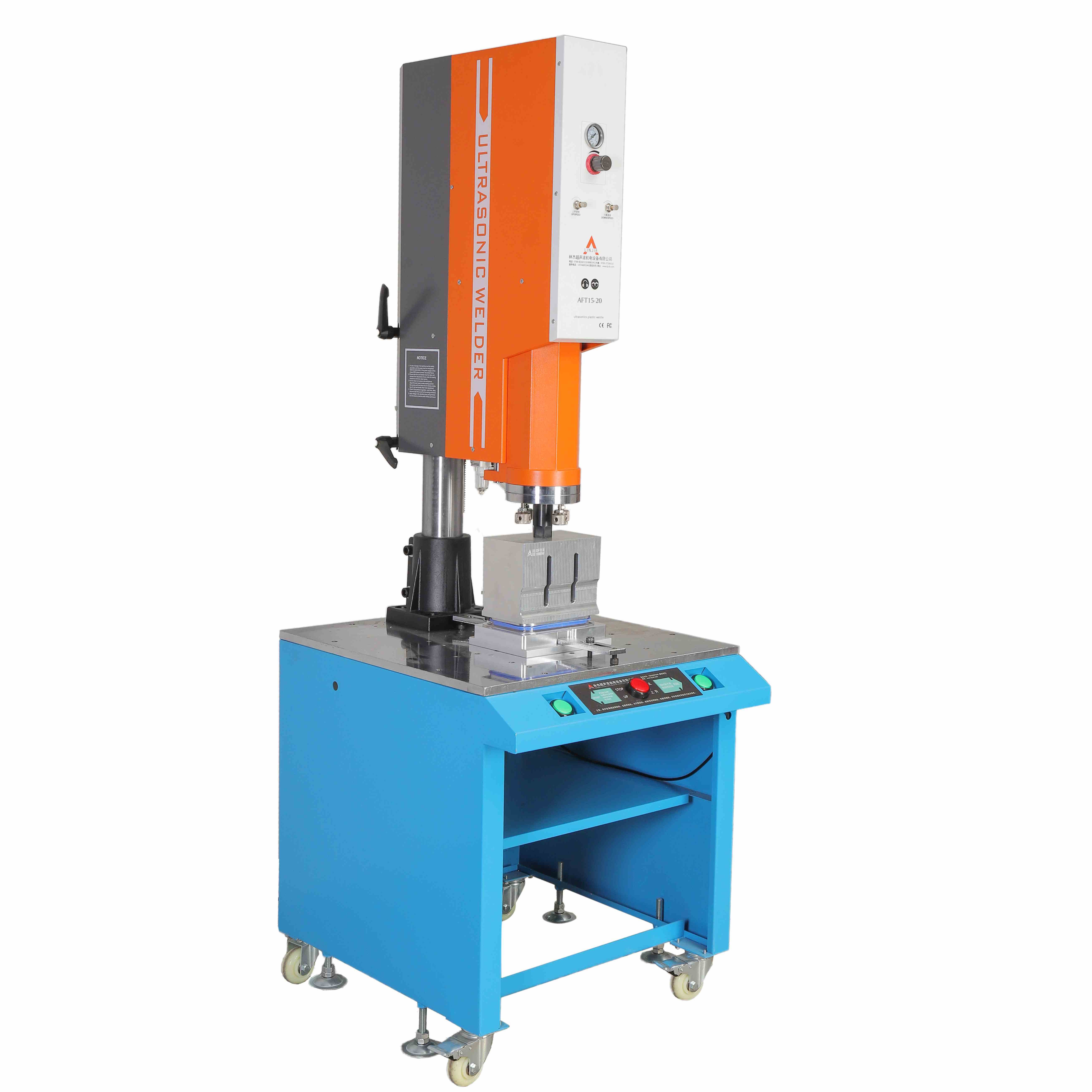 15KHz fully automatic automobile bumper ultrasonic welding machine, robot linkage production line