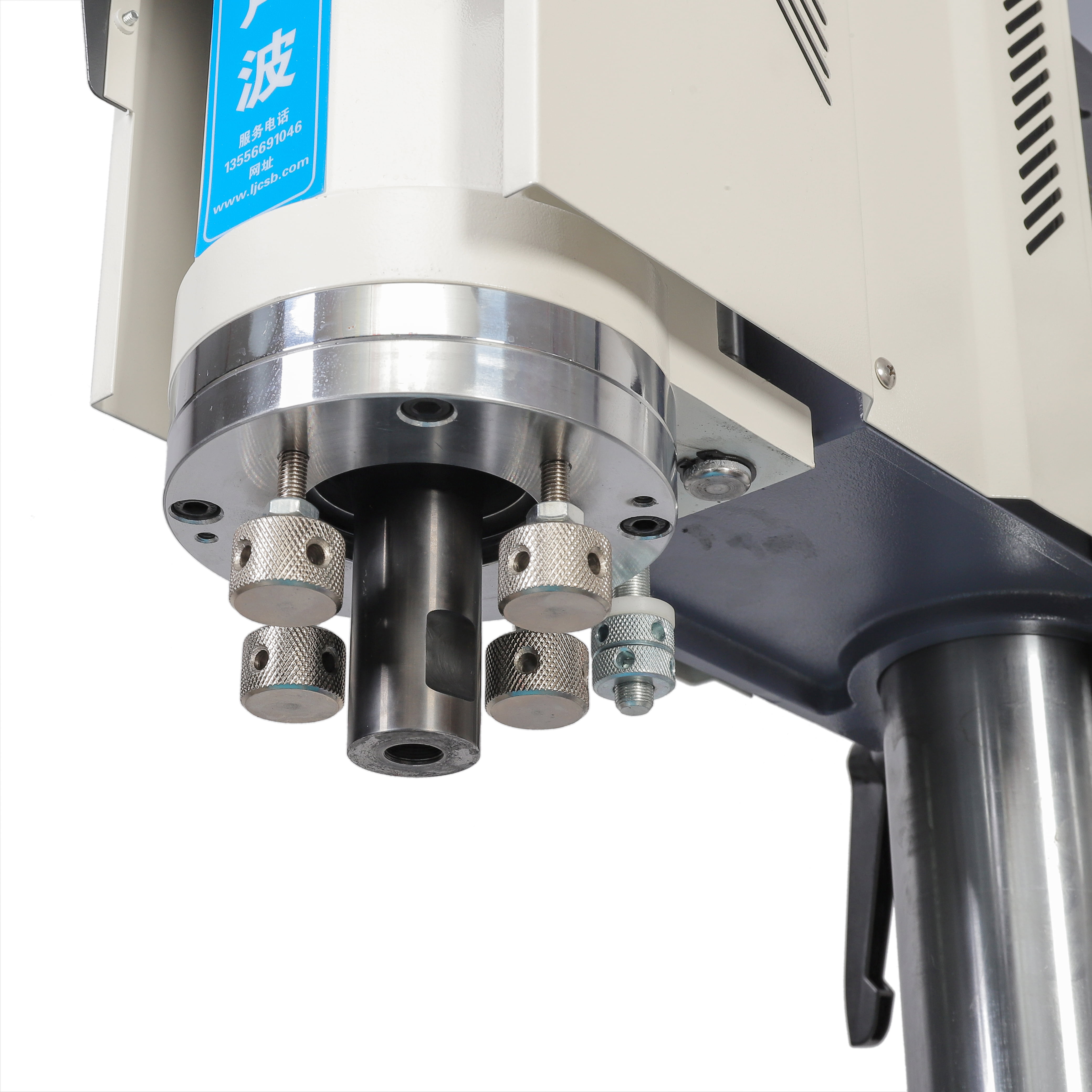 Ultrasonic welding machine for drone shells, precise joining of lightweight carbon fiber components